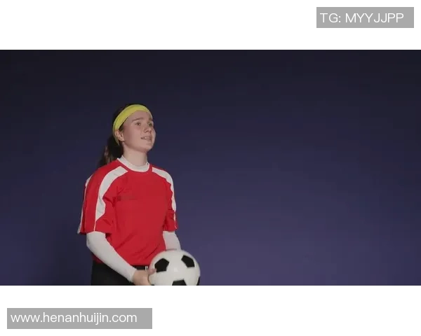 足球明星捂耳朵瞬间视频素材分享引发热议与讨论