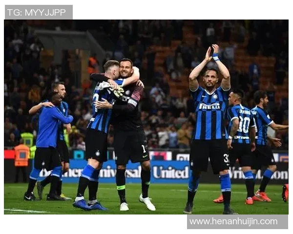 足球明星卡片电视盛宴让你与偶像零距离互动体验